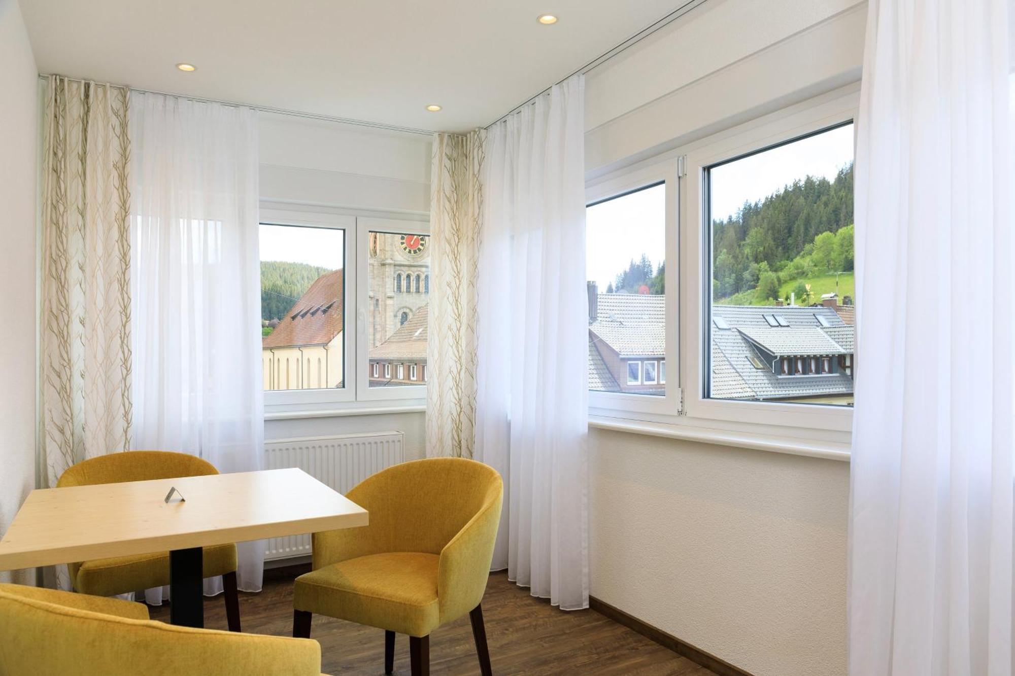 Gasthof Zum Ochsen Vöhrenbach Extérieur photo